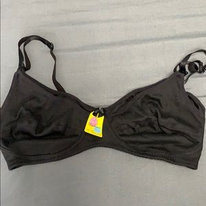 Black nursing bra